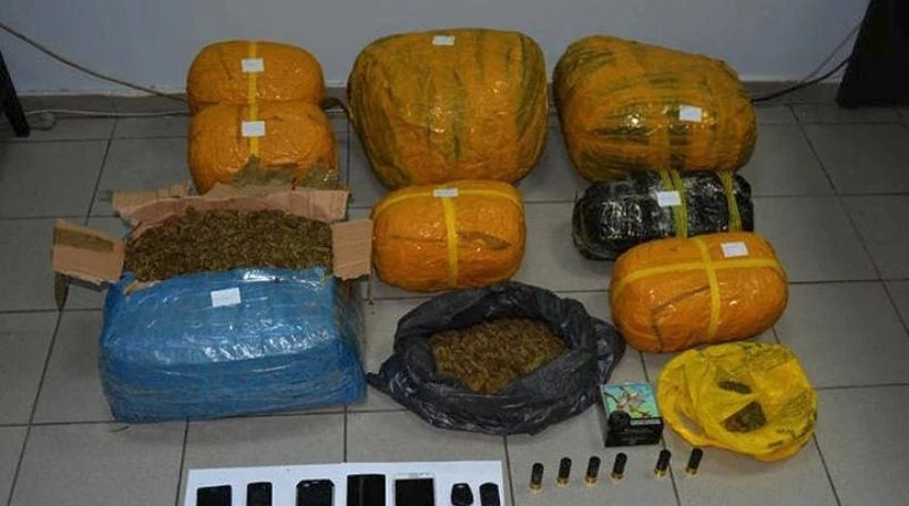 Κινηματογραφική καταδίωξη διακινητών ναρκωτικών στη Θεσσαλονίκη – Εμβόλισαν περιπολικό